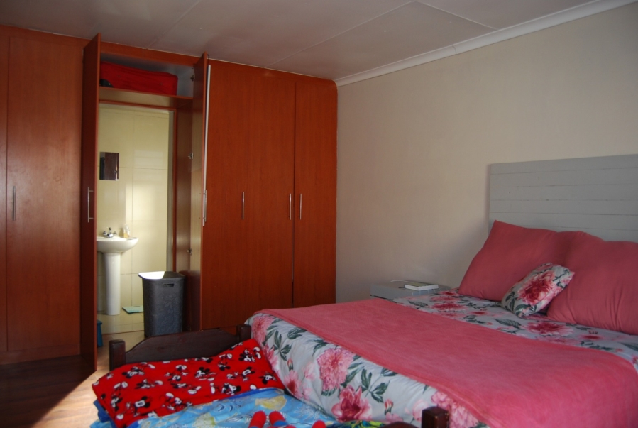 3 Bedroom Property for Sale in Vredenburg Western Cape